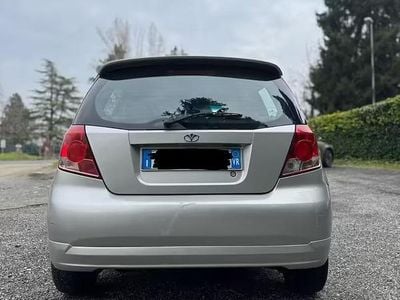 Usata Chevrolet Kalos 72 CV (52 kW) 2003 Grigio Utilitaria