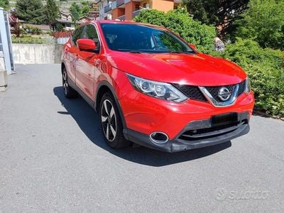 Usata Nissan Qashqai Visia 131 CV (96 kW) 2015 Rosso SUV