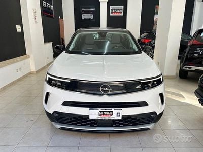 Usata Opel Mokka Elegance 130 CV (95 kW) 2021 Bianco SUV
