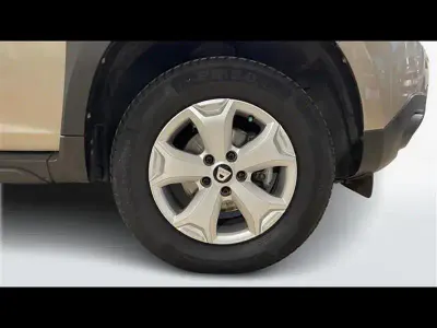 Usata Dacia Duster Comfort 101 CV (74 kW) 2021 Beige SUV