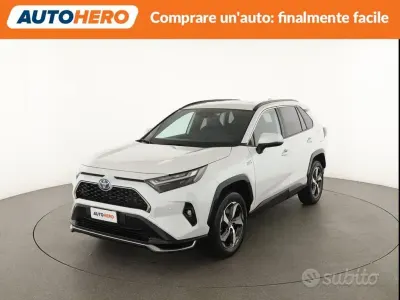 Usata Toyota RAV4 Hybrid 185 CV (136 kW) 2023 Bianco SUV