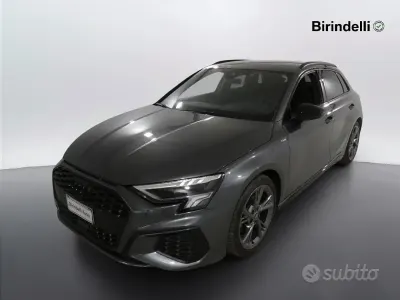 Usata Audi A3 S-Line 150 CV (110 kW) 2022 Grigio Berlina