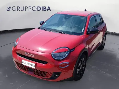 Nuova Fiat 600 101 CV (74 kW) 2025 Rosso SUV