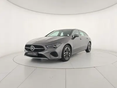 Usata Mercedes CLA180 Advanced 116 CV (85 kW) 2025 Grigio montagna