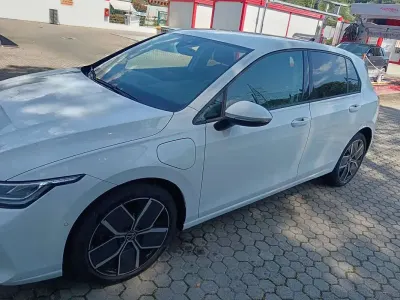 Usata VW Golf VIII Life 150 CV (110 kW) 2025 Bianco Berlina