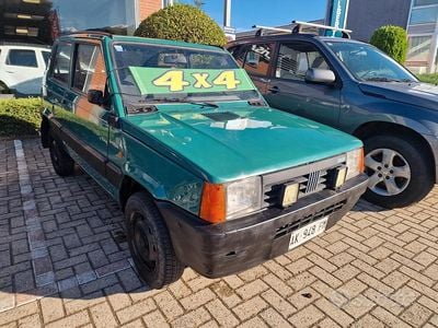 Usata Fiat Panda 4x4 54 CV (39 kW) 1997 Verde pastello Utilitaria