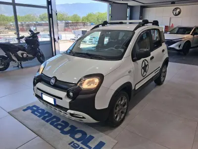 Usata Fiat Panda Cross Cross 95 CV (69 kW) 2017 Bianco gelato Utilitaria