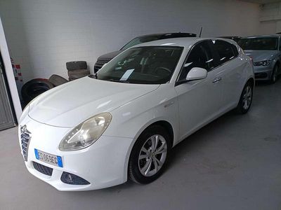 Usata Alfa Romeo Giulietta 105 CV (77 kW) 2013 Bianco Utilitaria