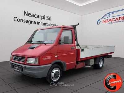 Usata Iveco Daily 75 CV (55 kW) 1991 Rosso pastello Furgone
