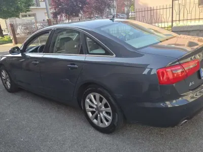 Usado Audi A6 Advanced 245 CV (180 kW) 2011 Azul Berlina