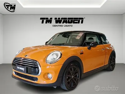 Usata Mini Cooper D Business 116 CV (85 kW) 2014 Giallo Utilitaria
