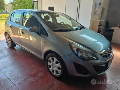 Usata Opel Corsa 85 CV (62 kW) 2015 Grigio Utilitaria