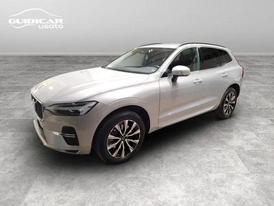 Usata Volvo XC60 Core 197 CV (144 kW) 2023 Gray SUV