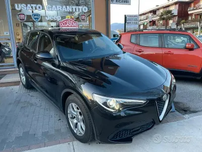 Usado Alfa Romeo Stelvio Business 160 CV (117 kW) 2020 Negro SUV