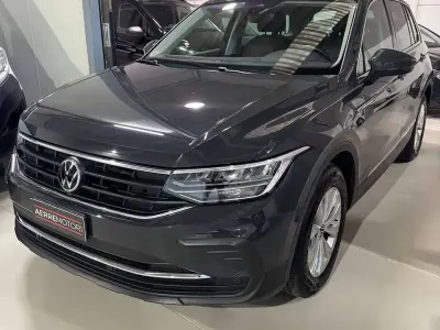 Usata VW Tiguan Life 150 CV (110 kW) 2023 Grigio SUV