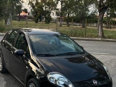 Usata Fiat Punto Street 65 CV (47 kW) 2014 Nero Utilitaria