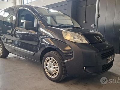 Usata Peugeot Bipper Outdoor 75 CV (55 kW) 2010 Nero Monovolume