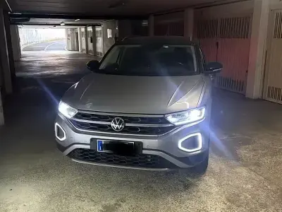 Usata VW T-Roc 110 CV (80 kW) 2023 SUV