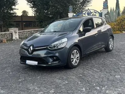Usata Renault Clio IV Life 75 CV (55 kW) 2019 Bluazzurro Berlina