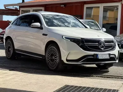 Begagnad Mercedes EQC400 Premium 144 kW (197 HK) 2020 Vit SUV
