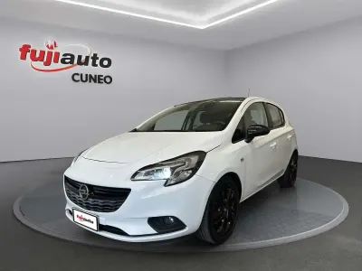 Usata Opel Corsa 75 CV (55 kW) 2016 Bianco/nero Utilitaria