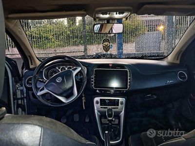 Usata Lancia Delta 120 CV (88 kW) 2009 Grigio Utilitaria