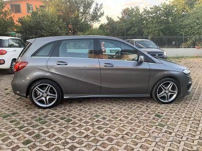 Usata Mercedes B180 AMG 109 CV (80 kW) 2015 Grigio Monovolume