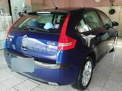 Usata Citroën C4 110 CV (80 kW) 2005 Blu Berlina