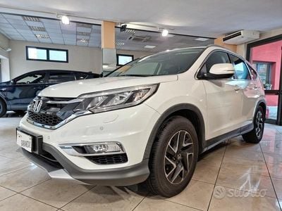 Usata Honda CR-V Elegance Plus 120 CV (88 kW) 2016 Bianco SUV