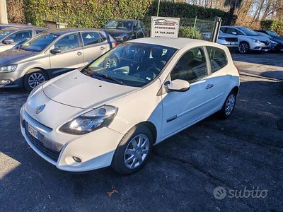 Usata Renault Clio IV 75 CV (55 kW) 2012 Bianco Berlina