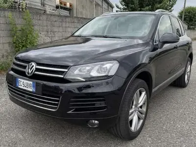 Usata VW Touareg 239 CV (175 kW) 2011 Nero SUV