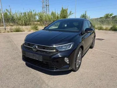Usata VW Taigo R-line 110 CV (80 kW) 2022 Nero SUV