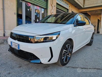 Usata Opel Corsa GS Line 100 CV (73 kW) 2025 Bianco Berlina