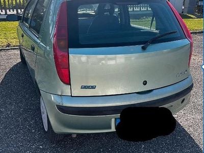 Usata Fiat Punto 2002 Verde Utilitaria