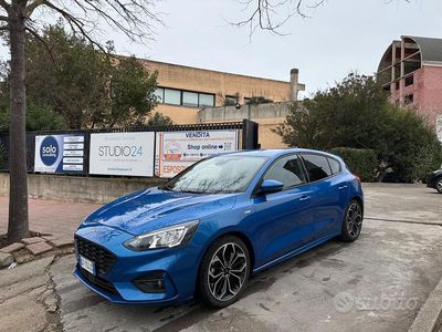 Blu Usata 2021 Ford Focus ST-Line Berlina | 17.980 € (Cara)