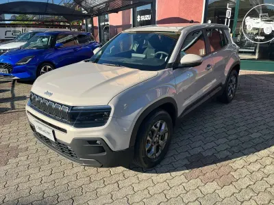 Usata Jeep Avenger Longitude 101 CV (74 kW) 2024 Beige SUV