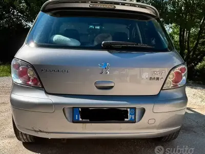 Usata Peugeot 307 109 CV (80 kW) 2004 Grigio Berlina