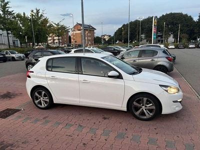 Usata Peugeot 308 Access 110 CV (80 kW) 2015 Berlina