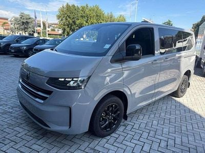 Nuova VW Caravelle Life 150 CV (110 kW) 2026 Grigio Monovolume