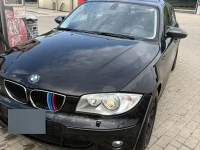 Usata BMW 116 122 CV (89 kW) 2007 Nero Utilitaria