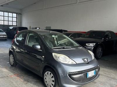 Usata Peugeot 107 Urban Move 68 CV (50 kW) 2008 Nero Utilitaria