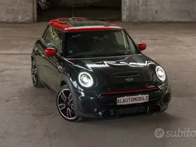Usata Mini John Cooper Works Coupé 231 CV (169 kW) 2020 Verde Coupé