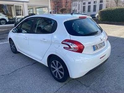 Usata Peugeot 208 Allure 92 CV (67 kW) 2013 Other Utilitaria
