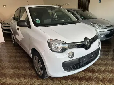 Usado Renault Twingo SE 71 CV (52 kW) 2015 Blanco Utilitario