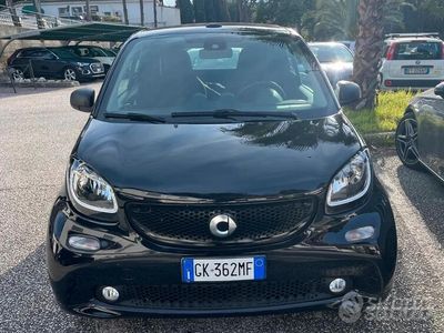 Usata 2017 Smart ForTwo Coupé Cabrio | 14.900 € (Cara)