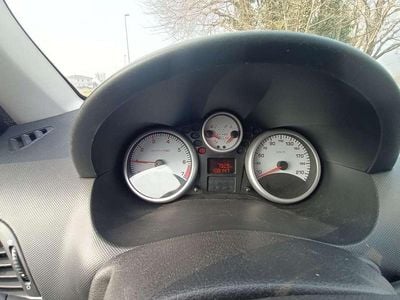 Usata Peugeot 206 75 CV (55 kW) 2011 Berlina