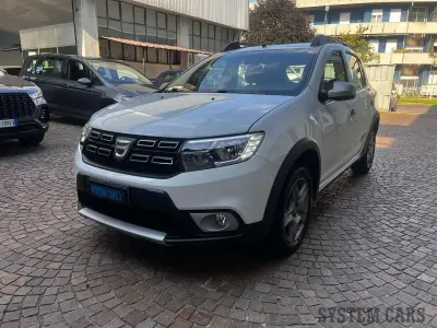 Usata Dacia Sandero Stepway 90 CV (66 kW) 2019 Bianco Berlina