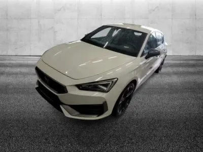 Usata Cupra Leon 204 CV (150 kW) 2022 Bianco Monovolume
