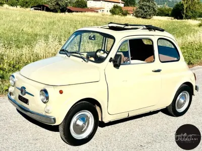 Usata Fiat 500 18 CV (13 kW) 1960 Utilitaria
