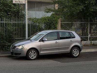 Usata VW Polo Comfortline 69 CV (50 kW) 2008 Grigio Berlina